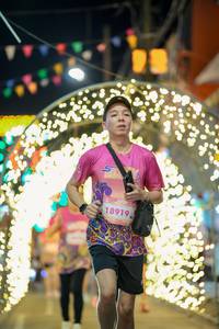 BIB: 18919
                            <button type="button" onclick="openModal(24740724)" class="btn btn-primary btn-sm float-right btn-popup" data-toggle="modal" data-target=".modal-high-quality">
                        <i class="fas fa-shopping-cart"></i> Add to Cart
                    </button>
                                            <button type="button" onclick="isThisMe(24740724, true)" class="btn btn-success btn-sm float-right btn-popup btn-isme hidden" data-toggle="tooltip" data-placement="bottom" title="นี่คือรูปของคุณใช่ไหม คลิกที่นี่เพื่อเอาเข้าอัลบั้ม">
                        <i class="fas fa-plus"></i> Add to album
                    </button>
                    <button type="button" onclick="isThisMe(24740724, false)" class="btn btn-warning btn-sm float-right btn-popup btn-isnotme hidden">
                        <i class="fas fa-ban"></i> Remove from album
                    </button>